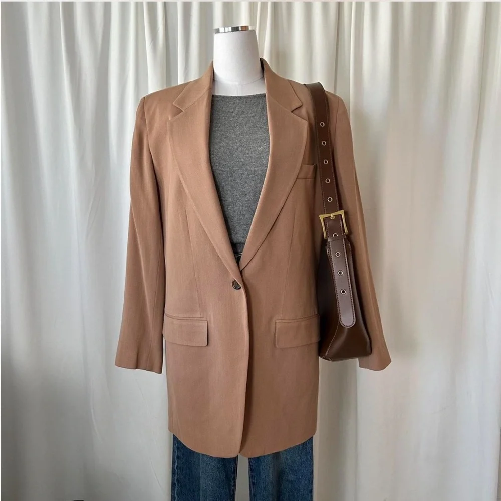 DKNY Vintage 1990s tan pure wool blazer 12. - Picture 3 of 8